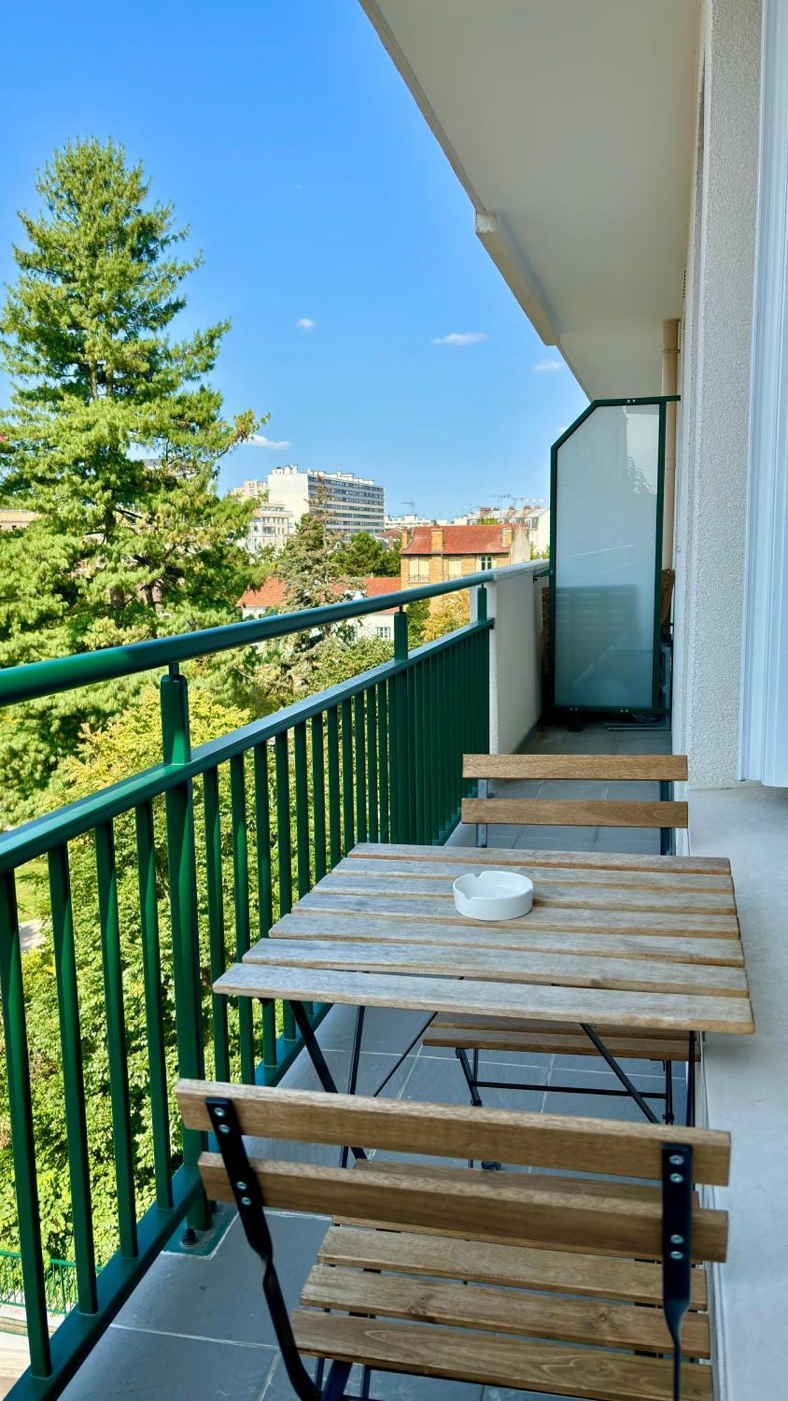 Beau Studio Cosy Et Calme - Face A La Gare De Rosny-Sous-Bois - 20Mn De Paris Et Disneyland المظهر الخارجي الصورة